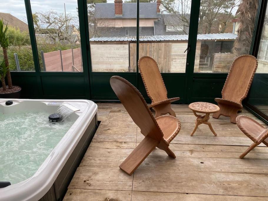 Maison Confortable Pour 10 Personnes Avec Jacuzzi أولغات المظهر الخارجي الصورة