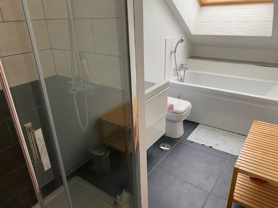 Maison Confortable Pour 10 Personnes Avec Jacuzzi أولغات المظهر الخارجي الصورة